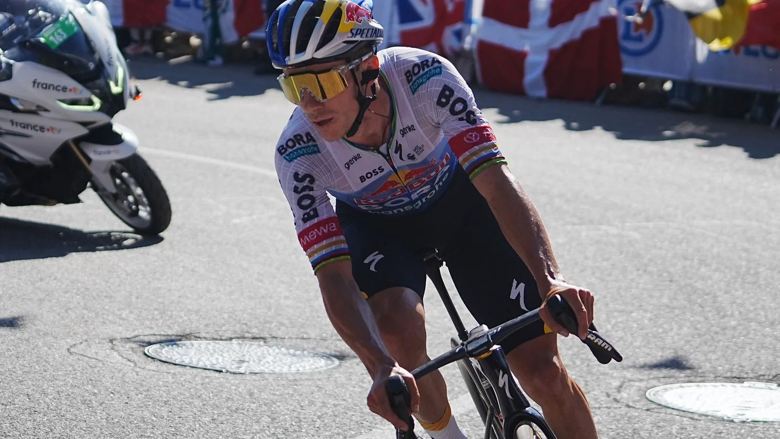 Evenepoel festigt zweiten Gesamtrang bei der Tour de France image 1