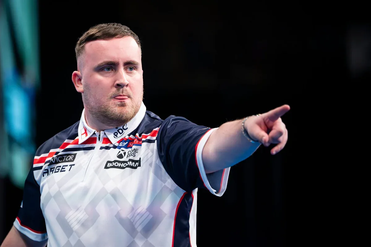 Blackpool: Luke Littler dominiert das World Matchplay mit Rekordleistungen