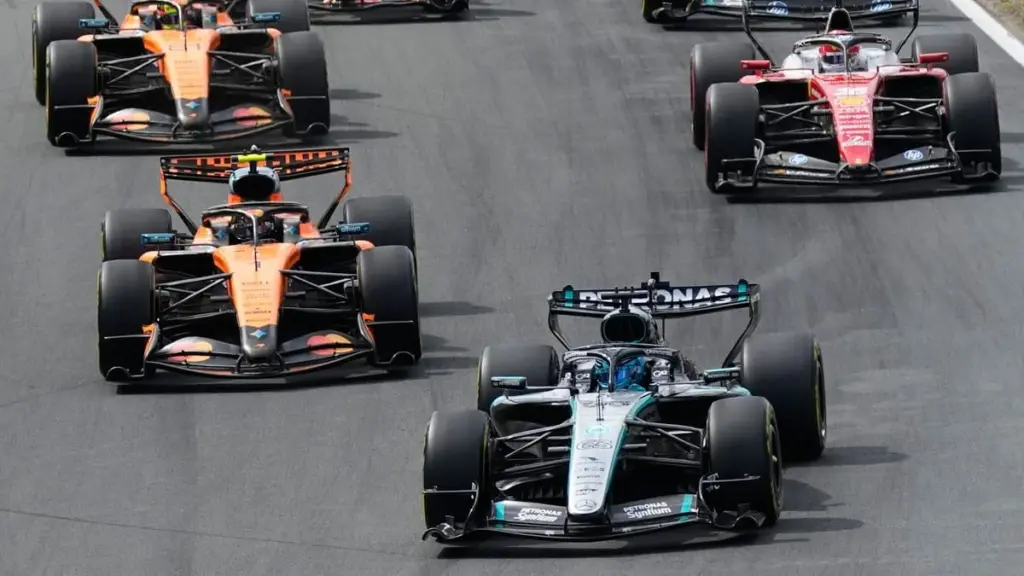 Zandvoort: Russell siegt im Sprint trotz Mercedes-Ratlosigkeit