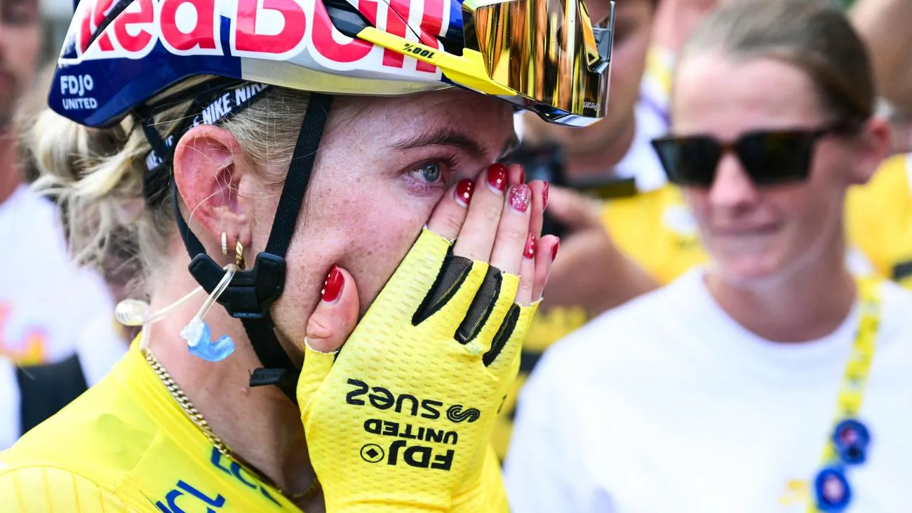 Vollering sichert sich zweiten Gesamtsieg bei der Tour de France Femmes image 1